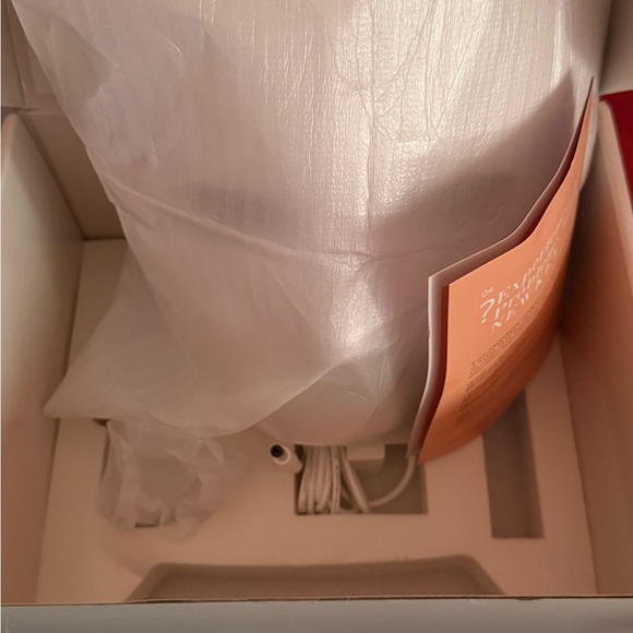 Newkey LED Mask - Picture 3 of 5